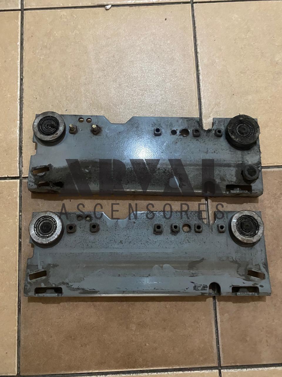 Restauración de carros de suspensión de puerta · foto 2
